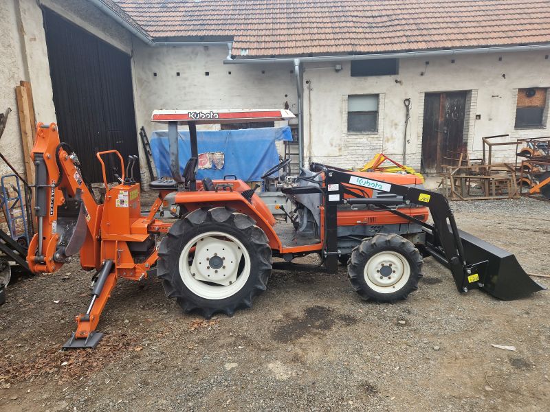 Kubota GL 260 , 4x4 s novým čelním nakladačem KP-002 + podkop model BHM 175