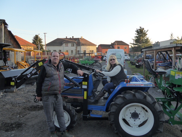 Předání malotraktoru Iseki TA 267 F s podkopem BHSM 175 firmě Leone Garden s.r.o.