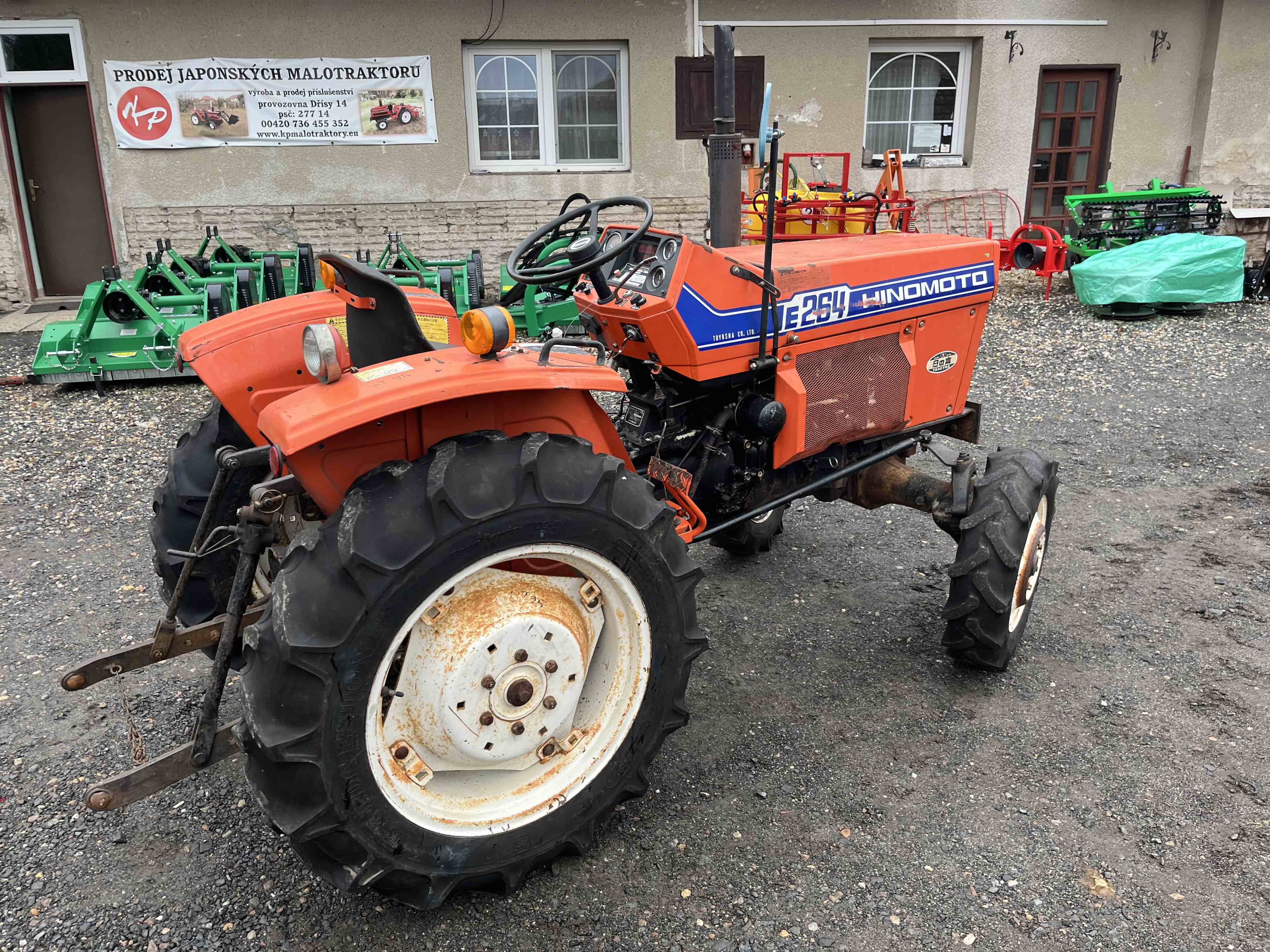 Hinomoto E 264 D , 4x4 (č.k. 00236)