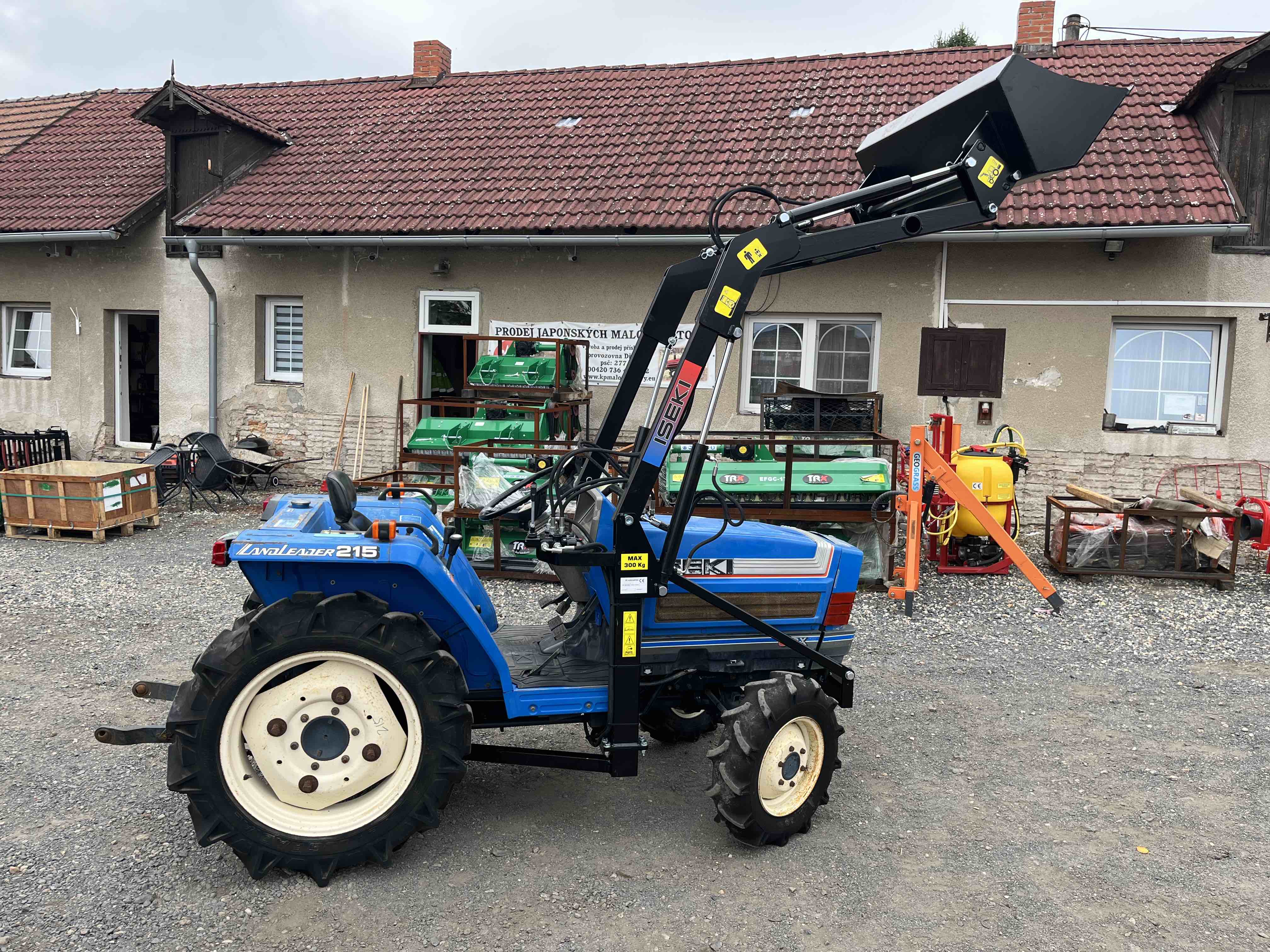 Iseki TA 215 F Landleader , 4x4 s novým čelním nakladačem KP-002 ( č.k. 04488)