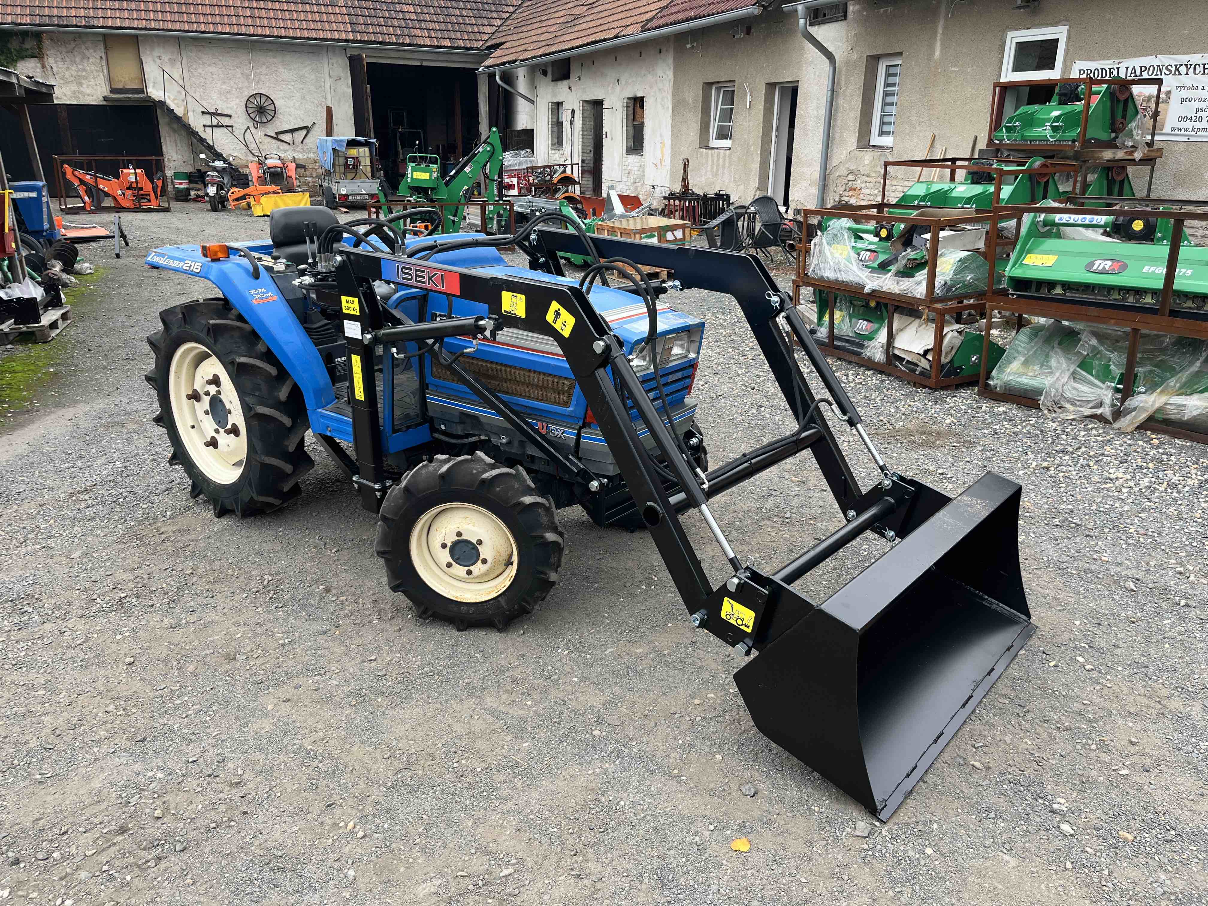 Iseki TA 215 F Landleader , 4x4 s novým čelním nakladačem KP-002 ( č.k. 04488)