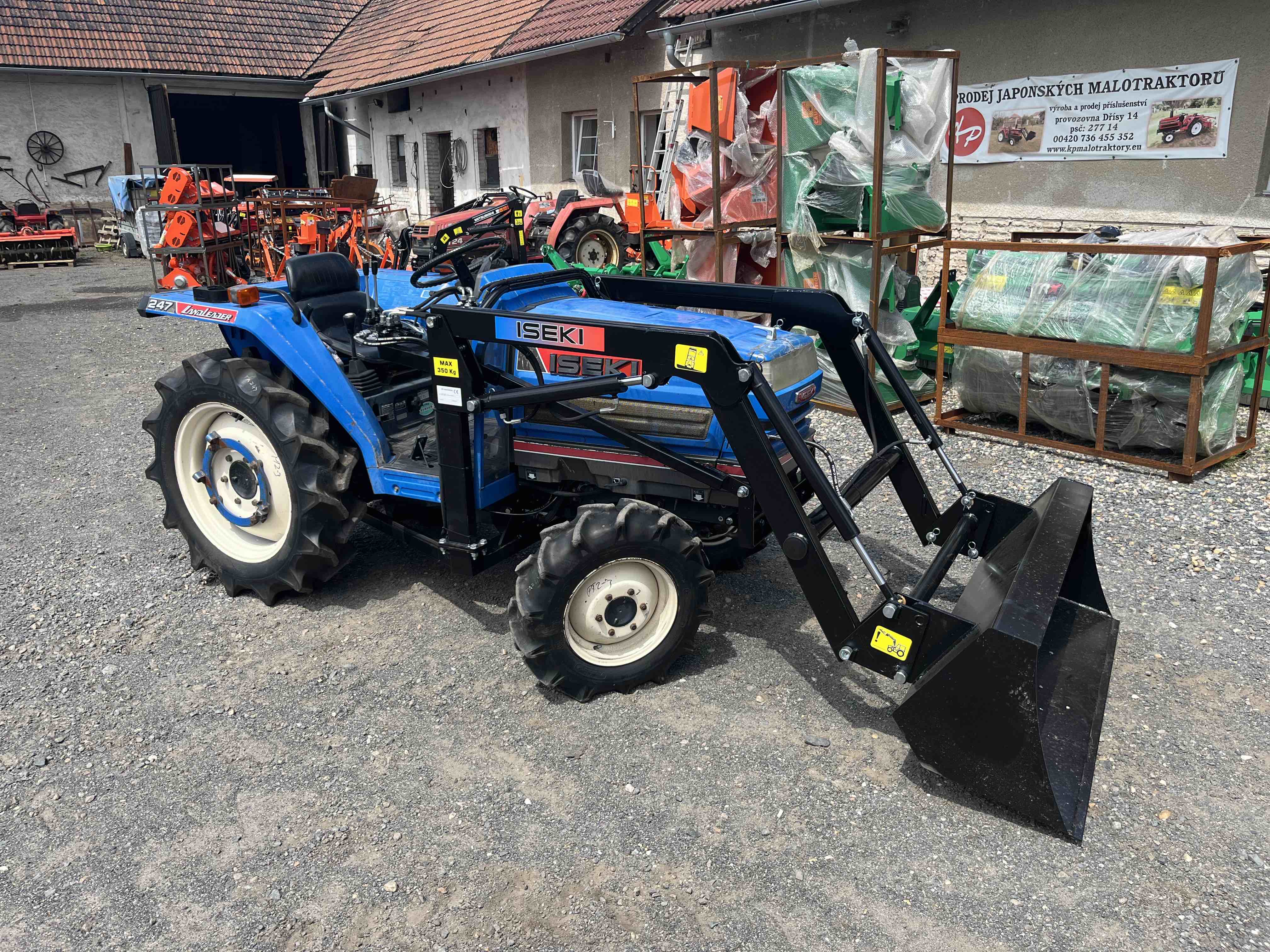 Iseki TA 247 F - Landleader , 4x4 (č.k. 03021) s novým čelním nakladačem KP-002
