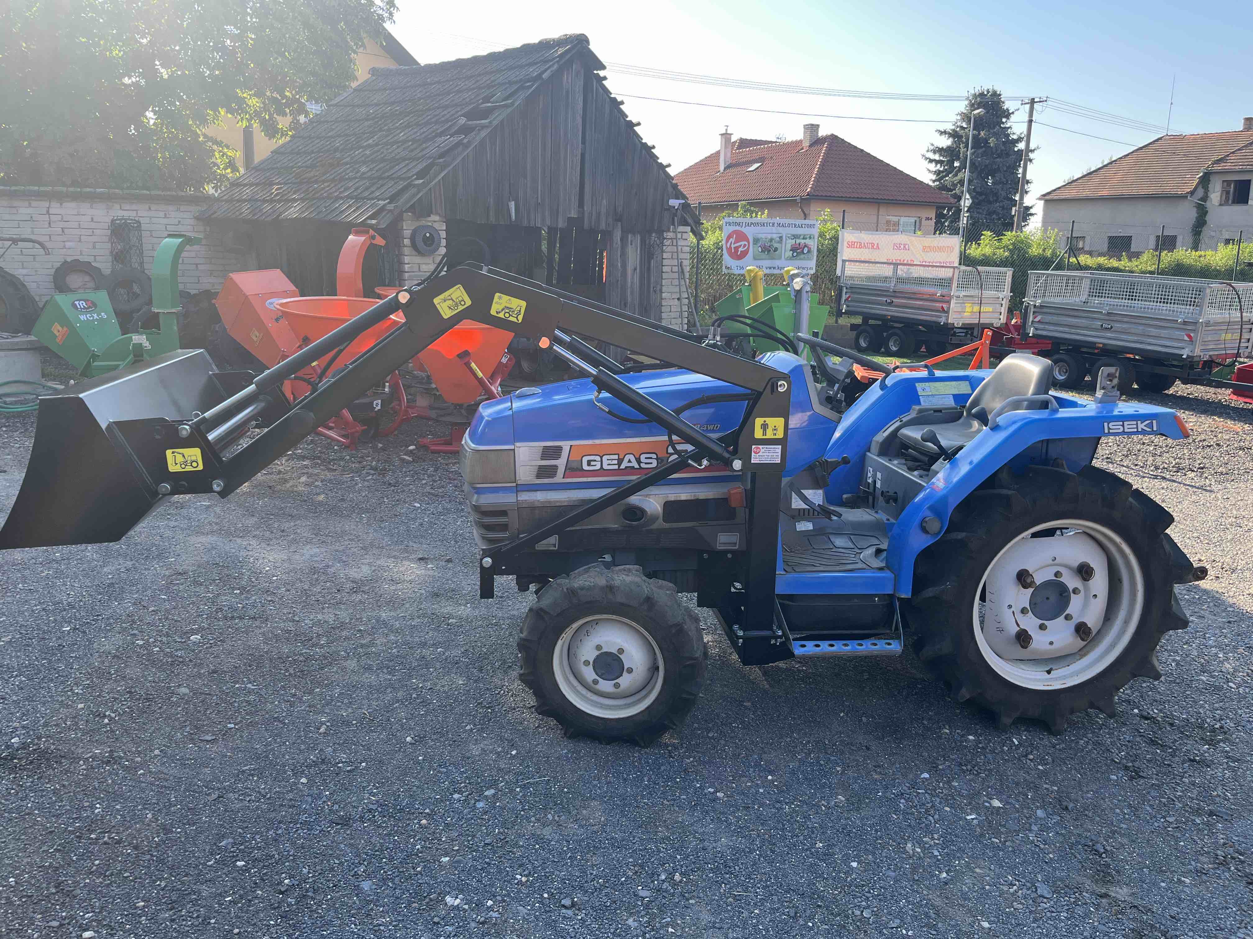 Iseki TG 21 Geas , 4x4 ( č.k. 00060) s novým čelním nakladačem KP-002