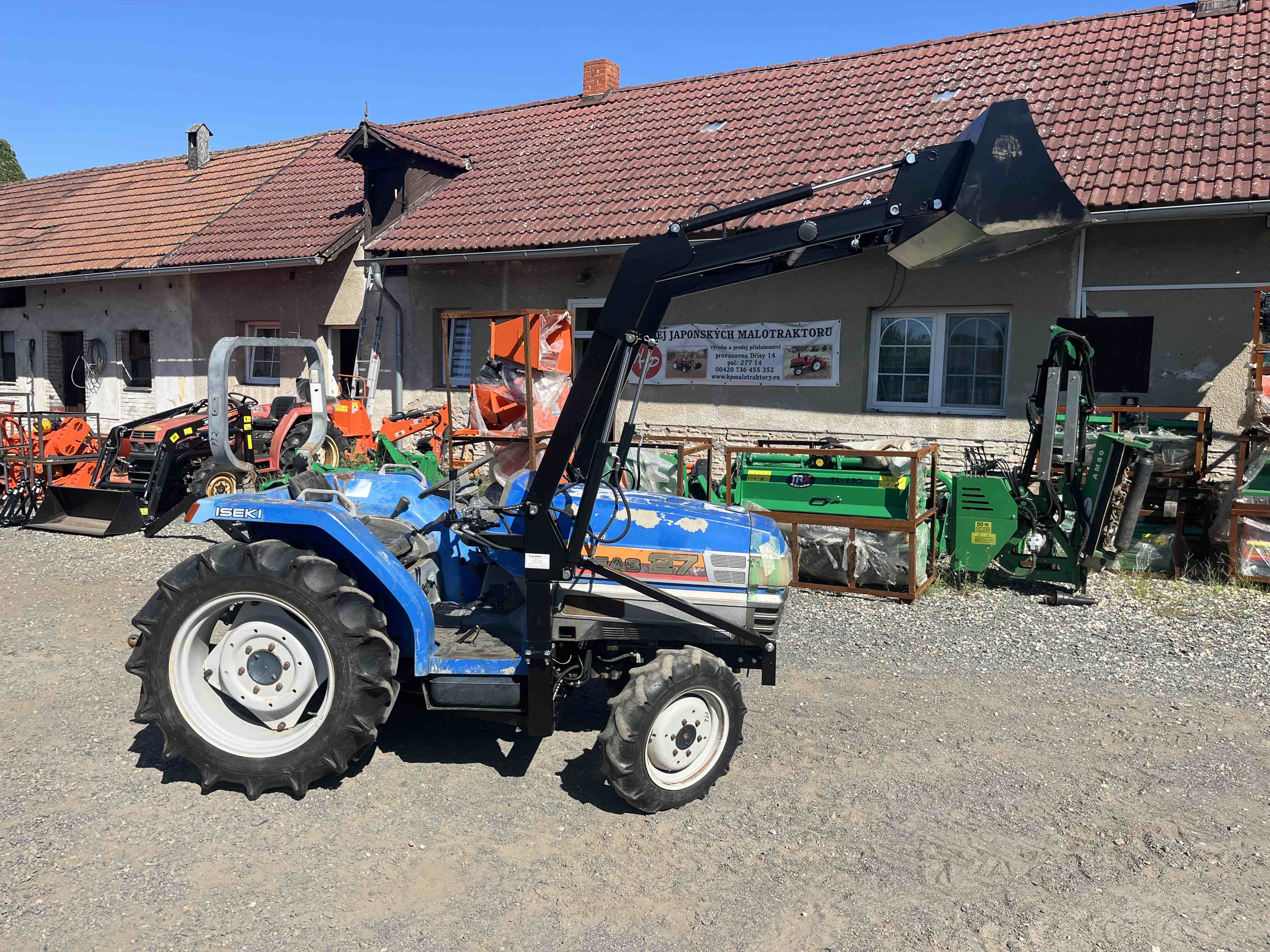 Iseki TG 27 GEAS , 4x4 č.k. 000670 s novým čelním nakladačem KP-002