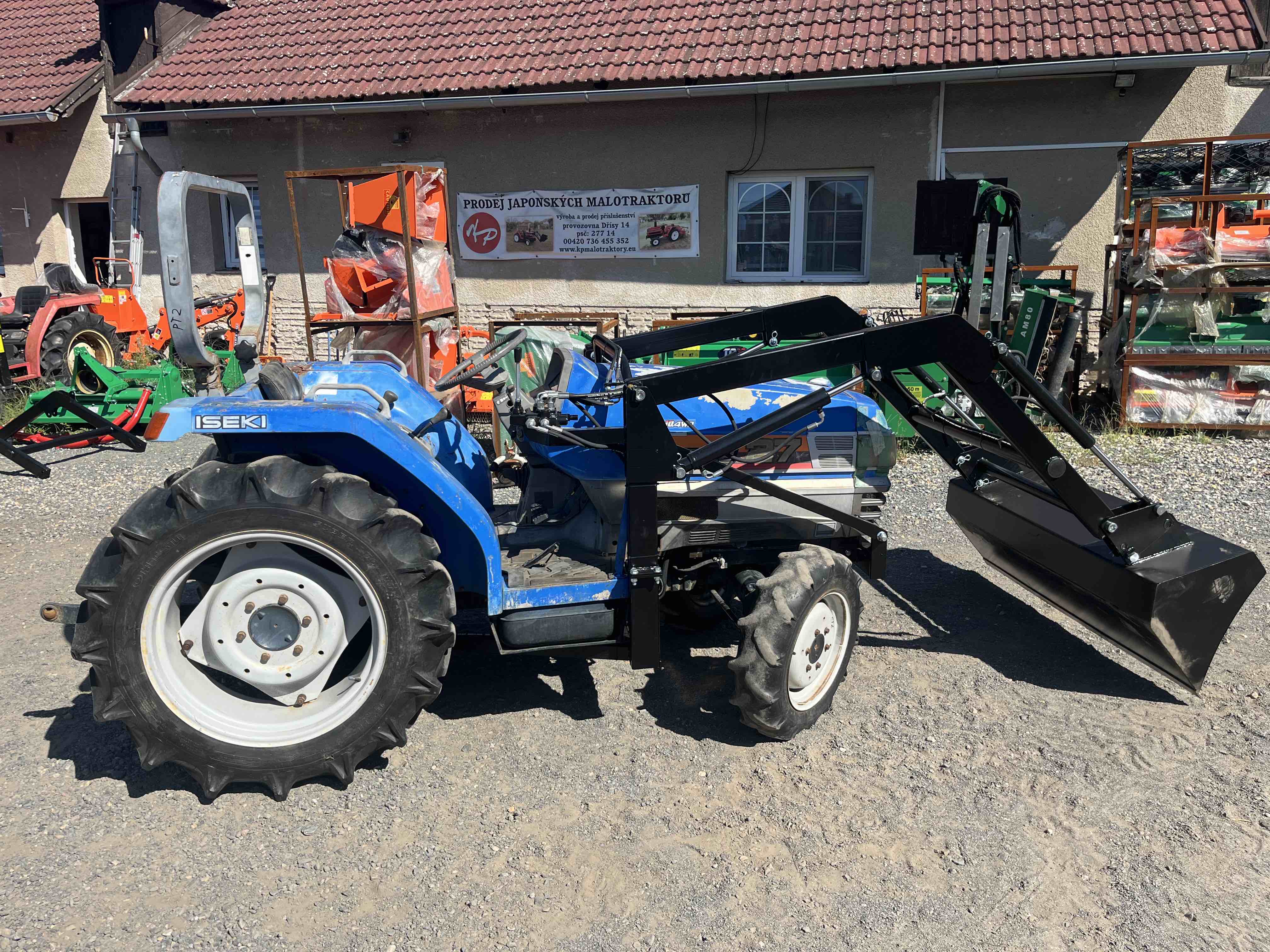 Iseki TG 27 GEAS , 4x4 č.k. 000670 s novým čelním nakladačem KP-002