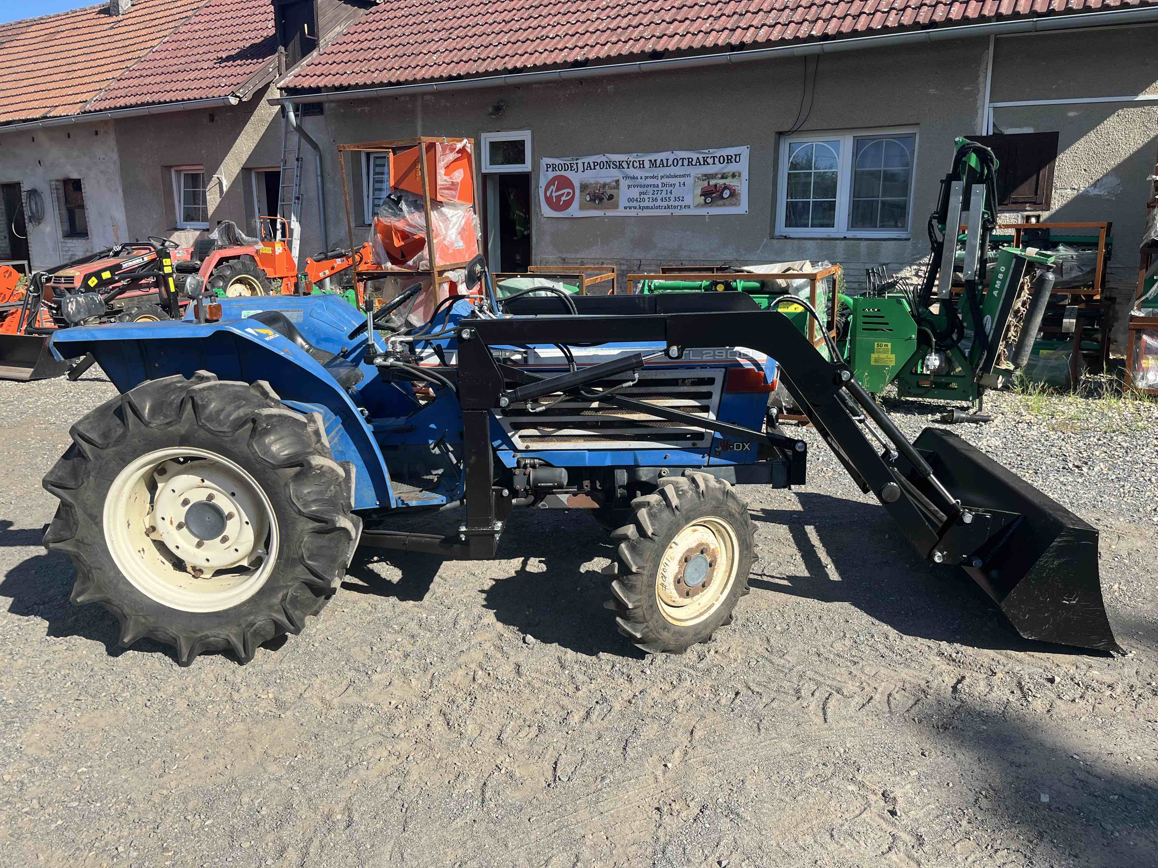 Iseki TL 2900 D , 4x4 č.k. 01041 s novým čelním nakladačem KP-002