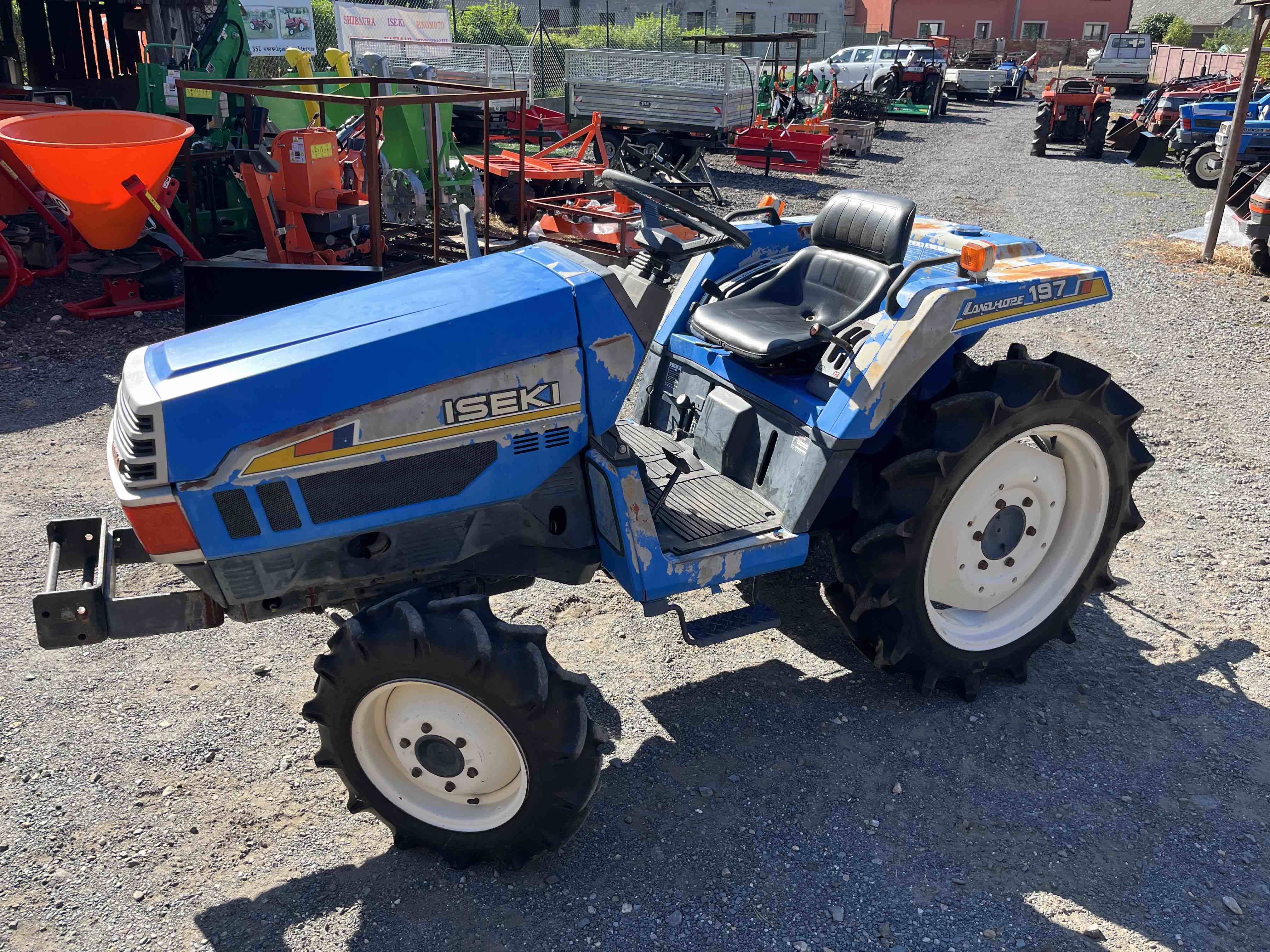 Iseki TU 197 F 4x4 ( č.k.00460)