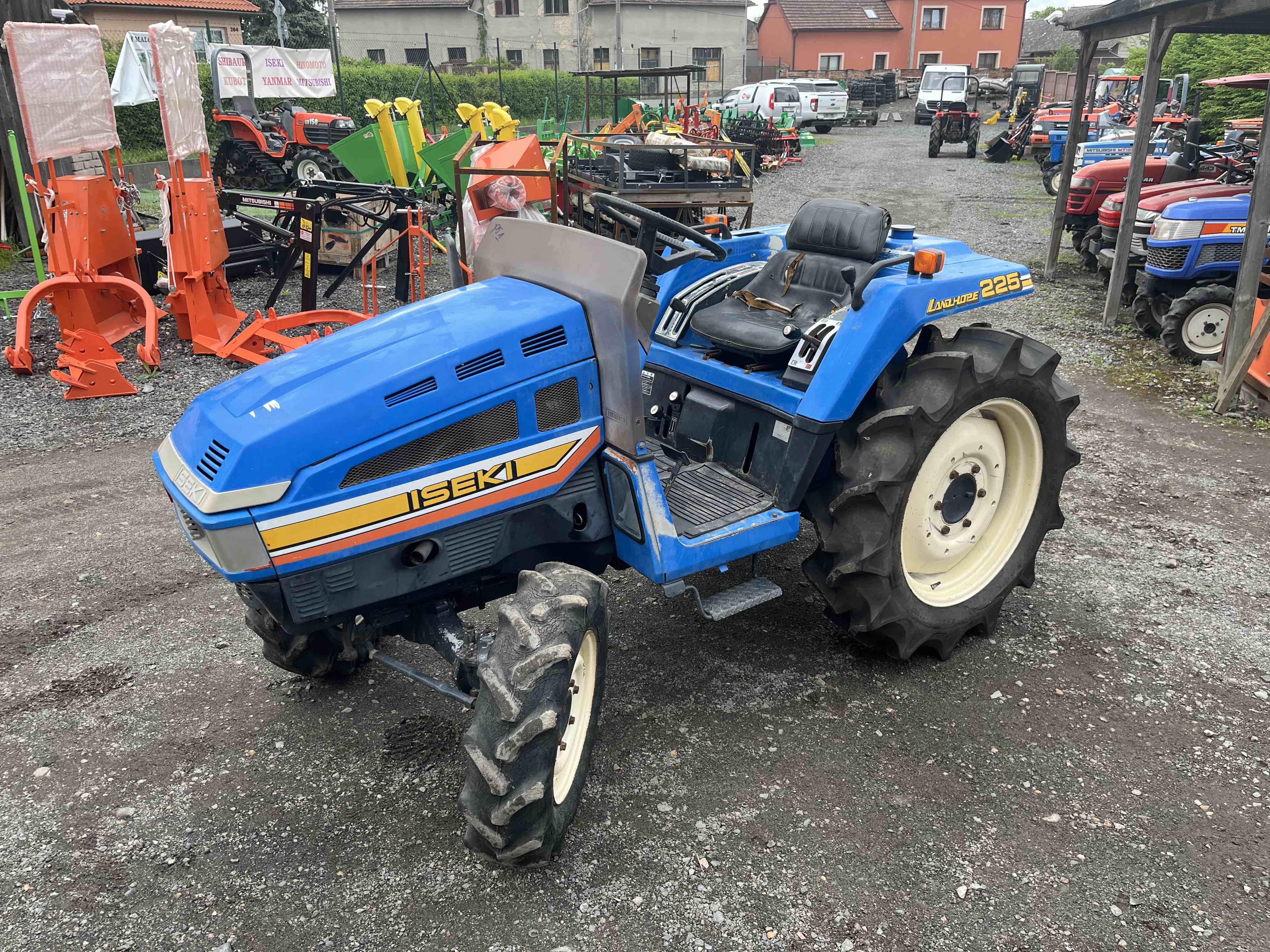 Iseki TU 225 F Ladhope , 4x4 ( č.k. 00607)