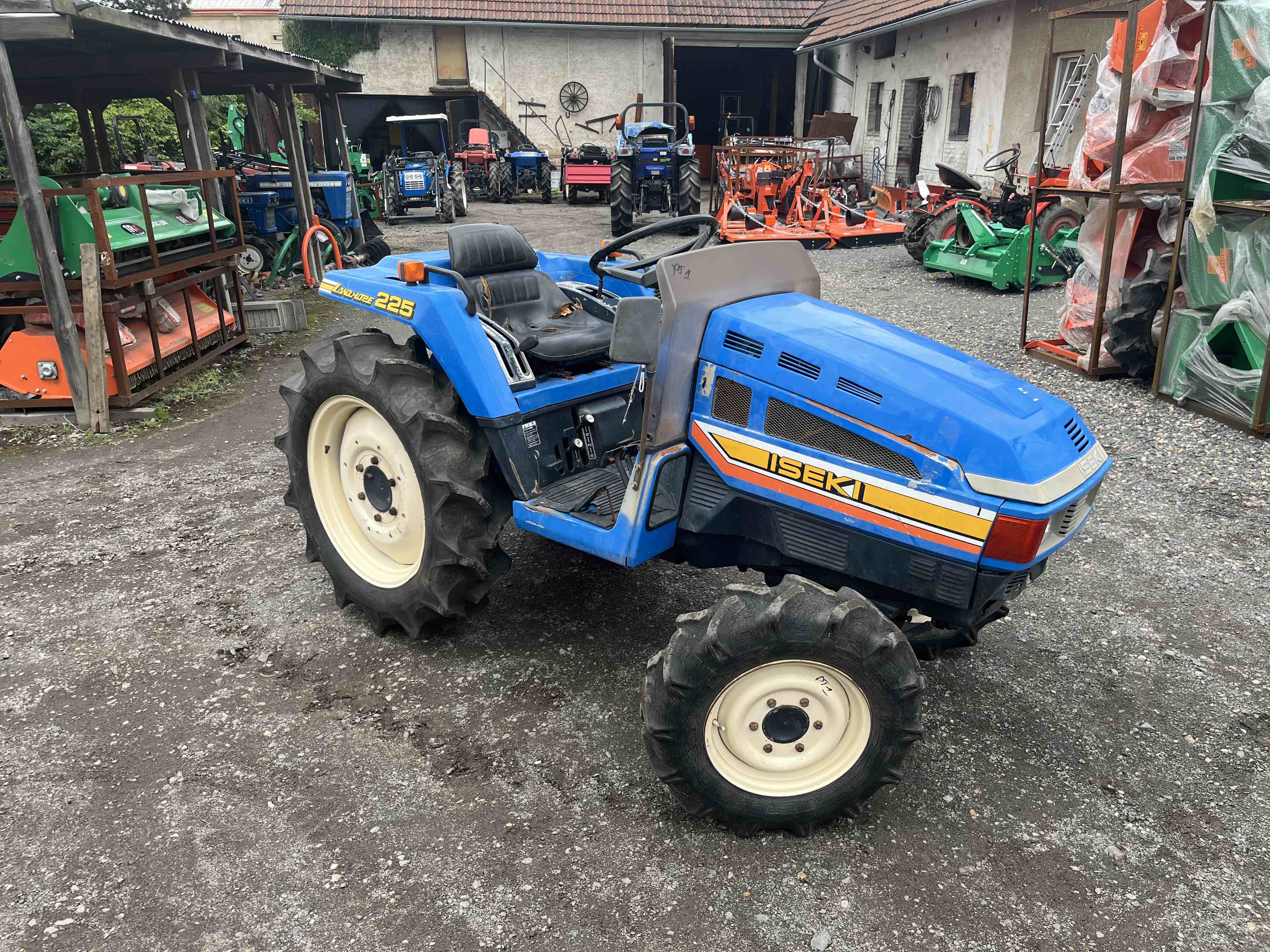 Iseki TU 225 F Ladhope , 4x4 ( č.k. 00607)