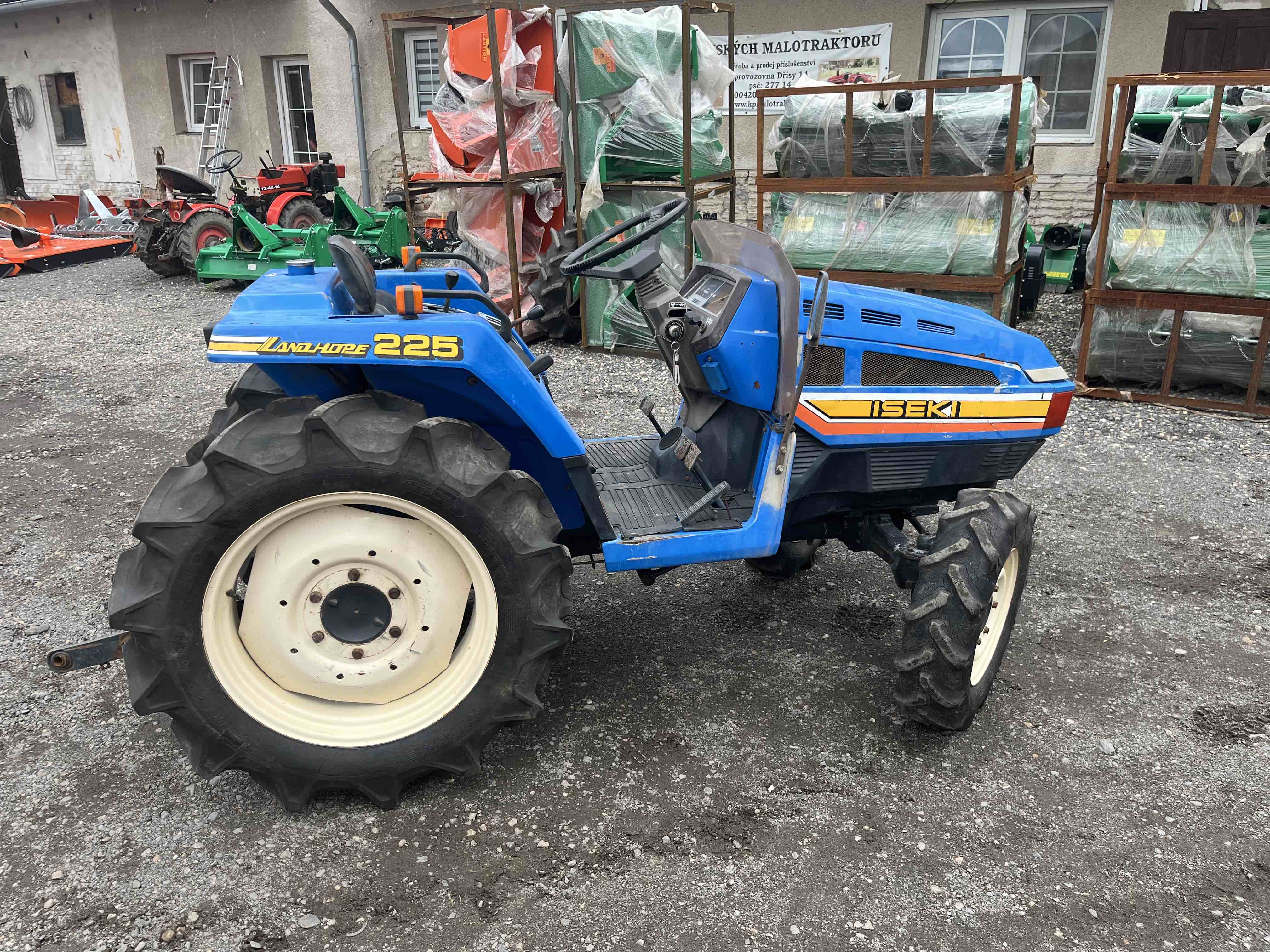 Iseki TU 225 F Ladhope , 4x4 ( č.k. 00607)