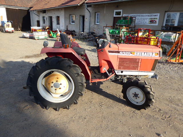 Shibaura S 325 F , 4x4 ( č.k. 11348)