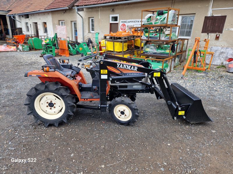 Yanmar F 155 D , 4x4 s novým čelním nakladačem KP-001 ( č.k. 710840)