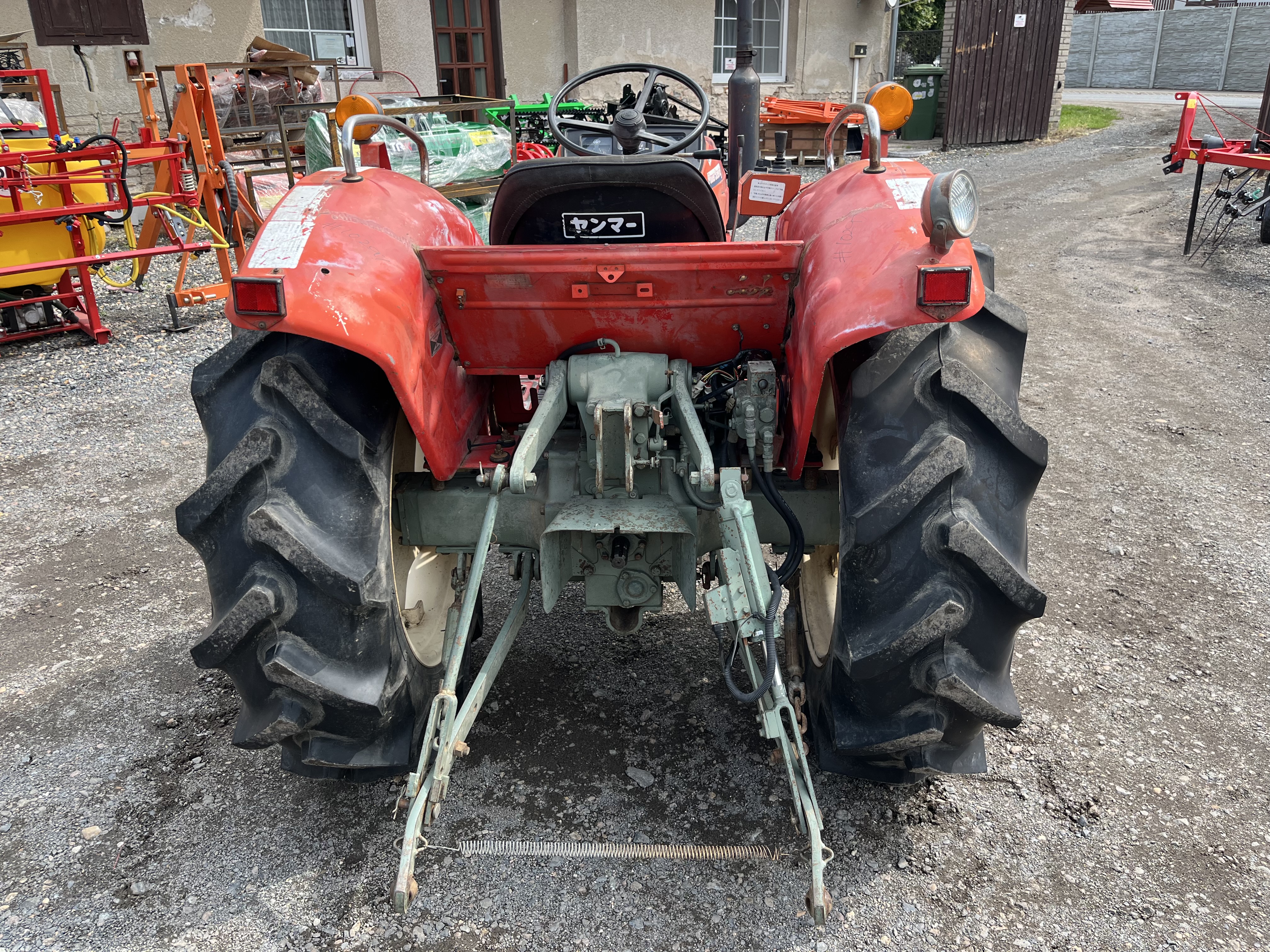 Yanmar YM 2820 D , 4x4 ( č.k. 10297)